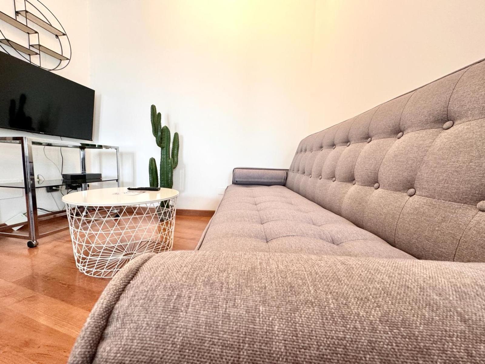 Comecasa 2 Bedrooms Apartment 450Mt From Duomo ميلان المظهر الخارجي الصورة